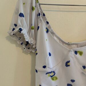 Abound white and blue flower print crop top